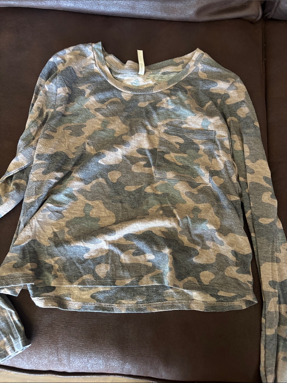 Womens Long-Sleeve Camouflage Pocket Top - Green